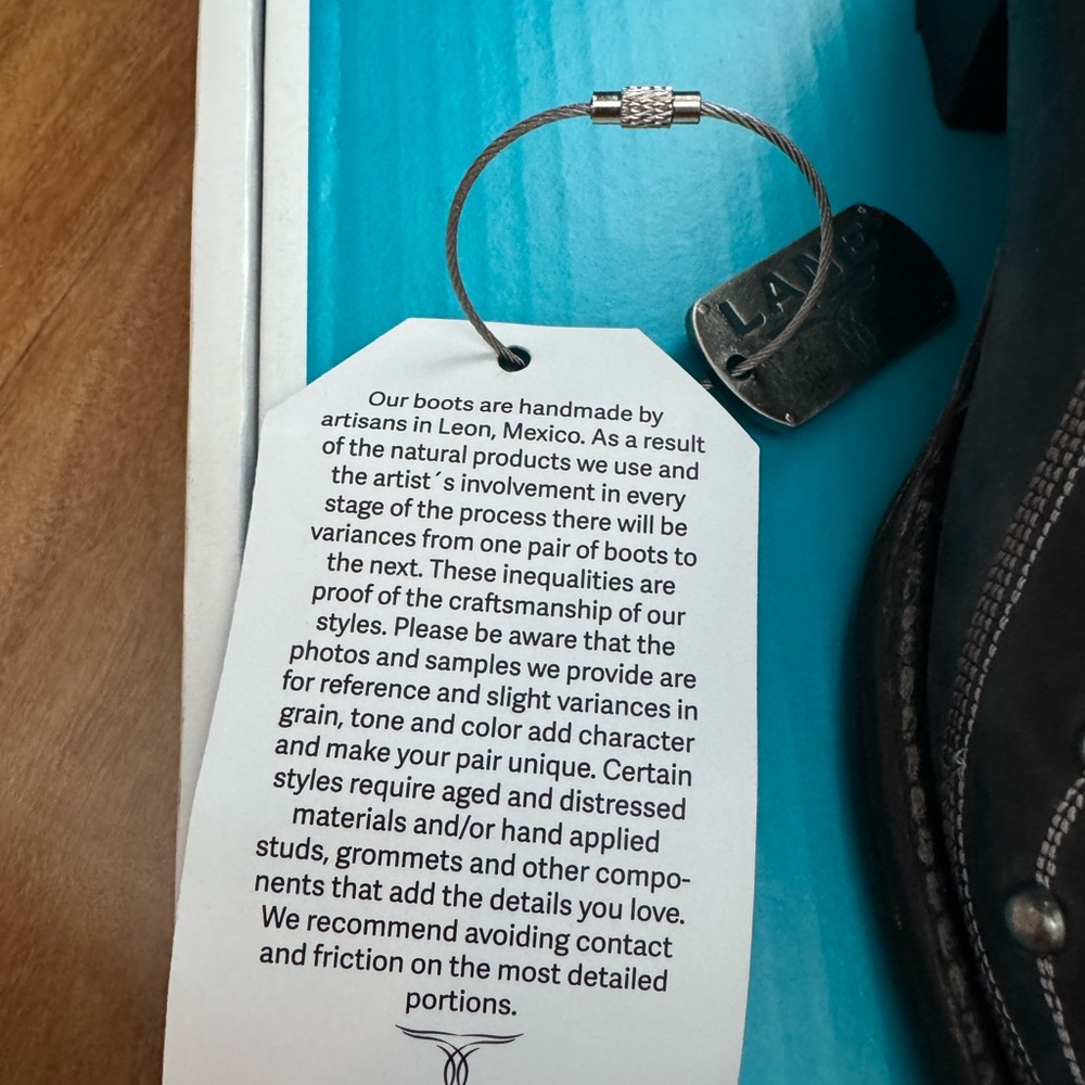 Lane COSSETTE Boots- Distressed Black size 10 - Picture 10 of 11